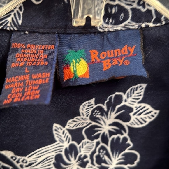 ROUNDY BAY SHIRT, Men’s Size Large, PTP 26”, L29”, Navy Blue with White, NWOT - Picture 8 of 8